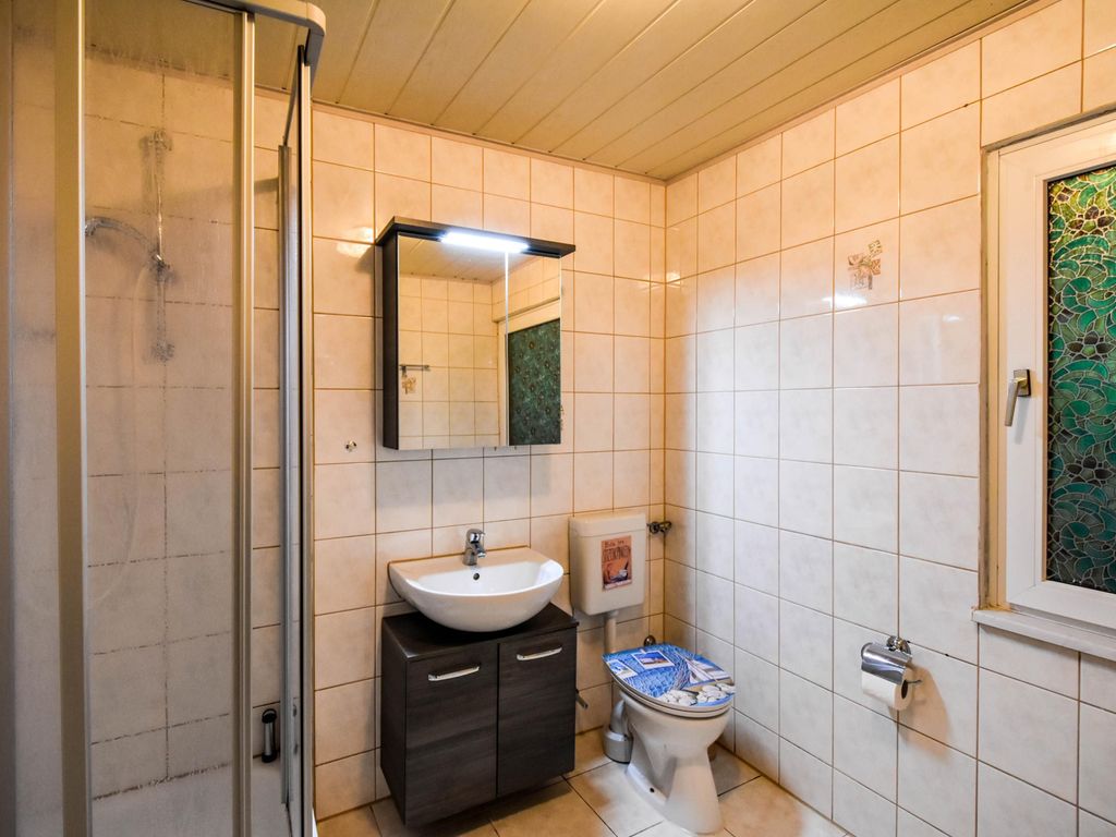 Ferienbungalows am Rand des Buchenwaldes im Ostseebad Sellin detail 3