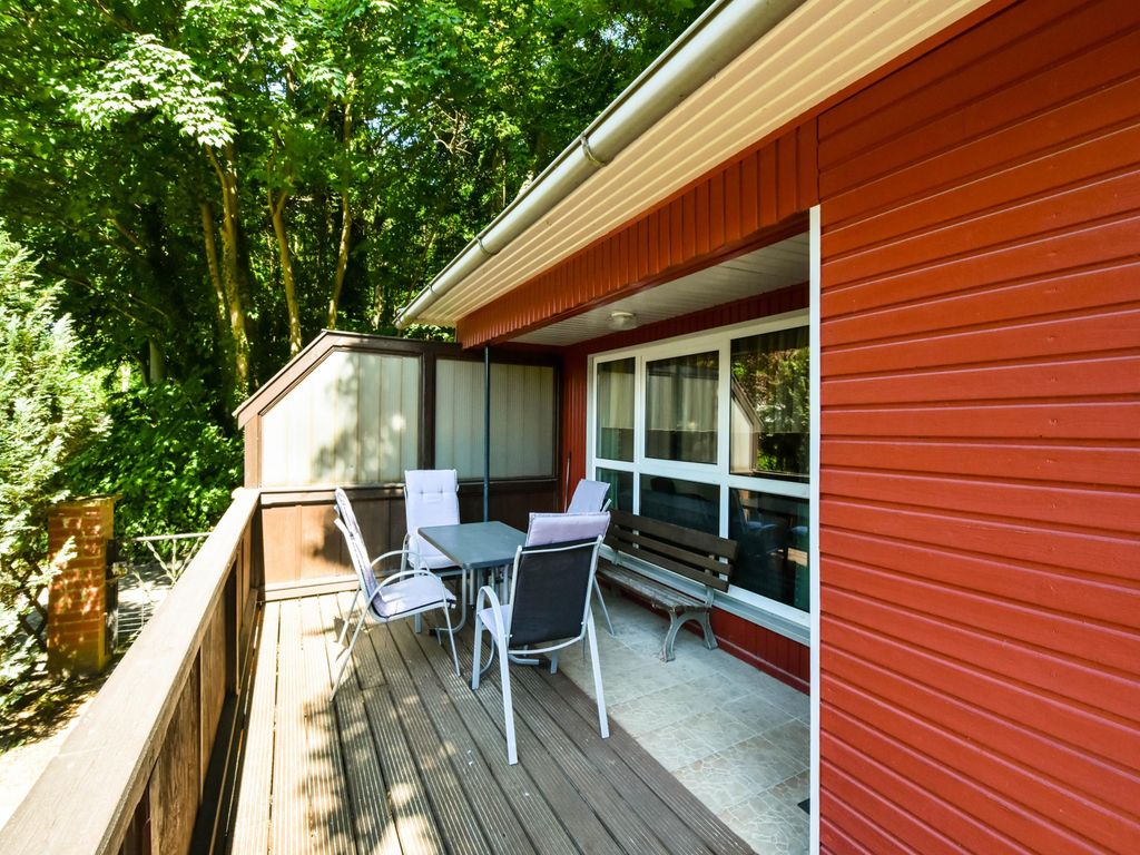 Ferienbungalow B - Ferienbungalows am Rand des Buchenwaldes im Ostseebad Sellin