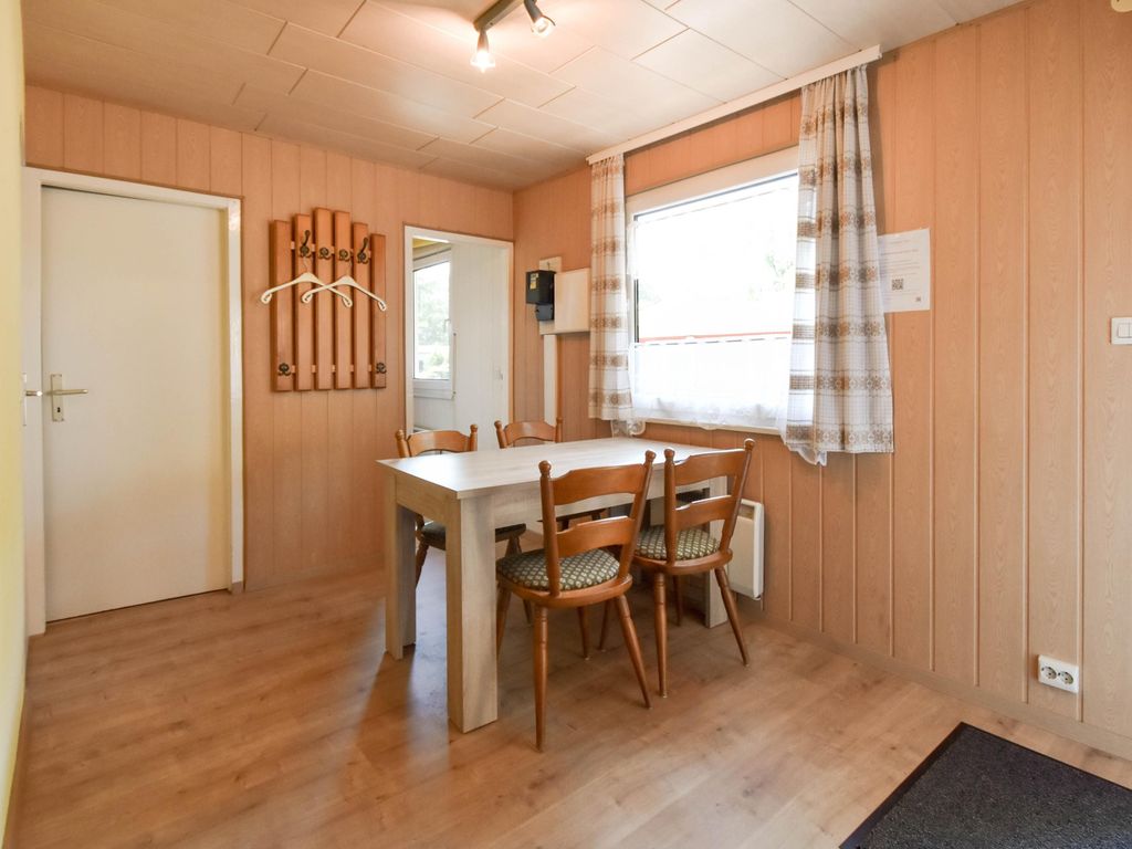 Ferienbungalow B - Ferienbungalows am Rand des Buchenwaldes im Ostseebad Sellin detail 4