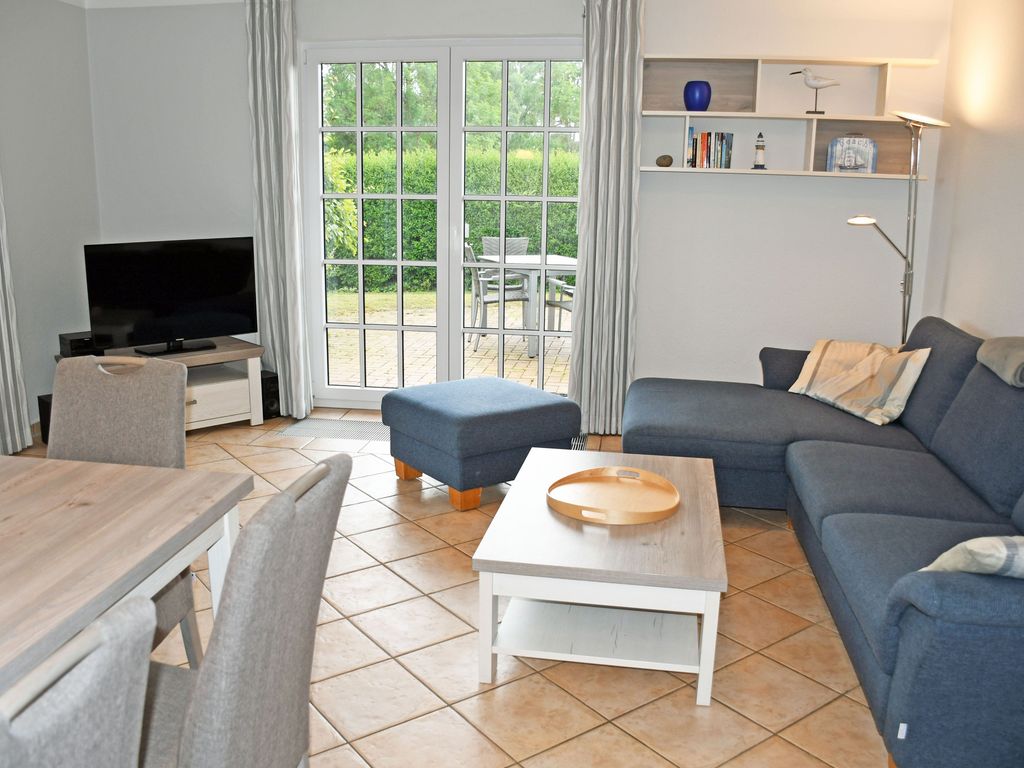 Ferienwohnung EG 1 mit Terrasse und Strandkorb