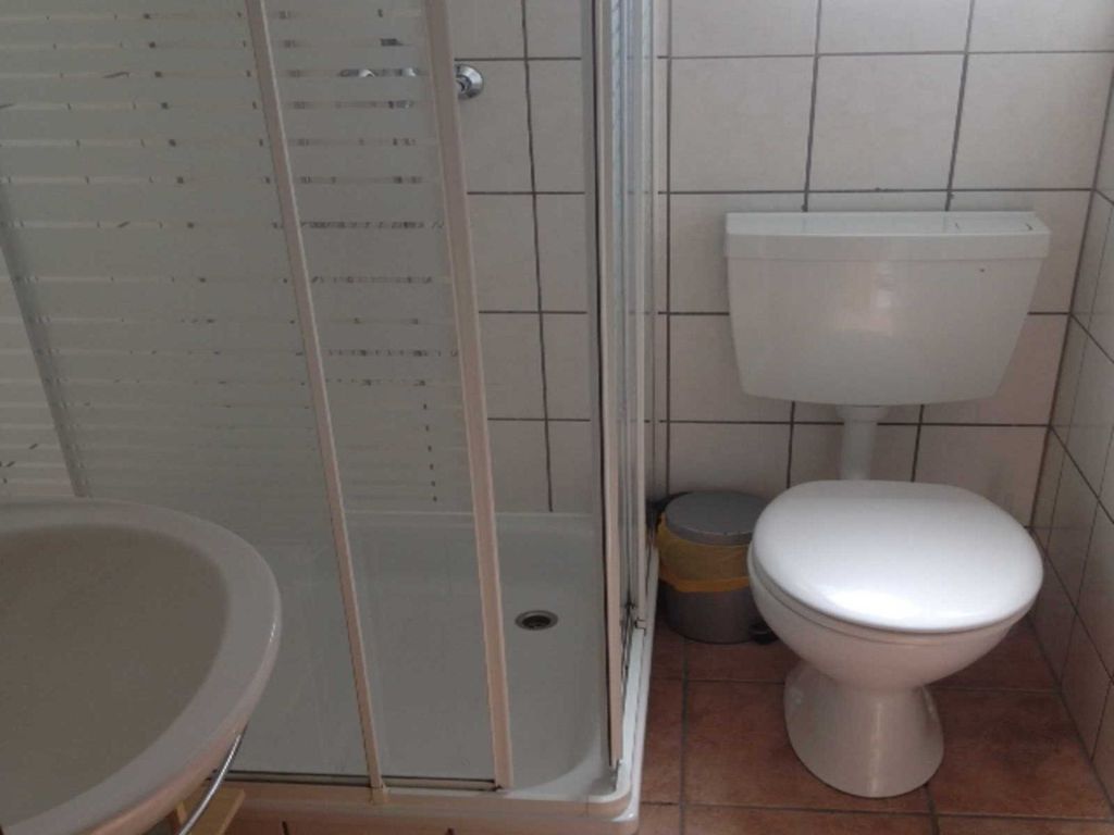 Wohnung 02 - Ferienwohnungen Altenkirchen detail 3