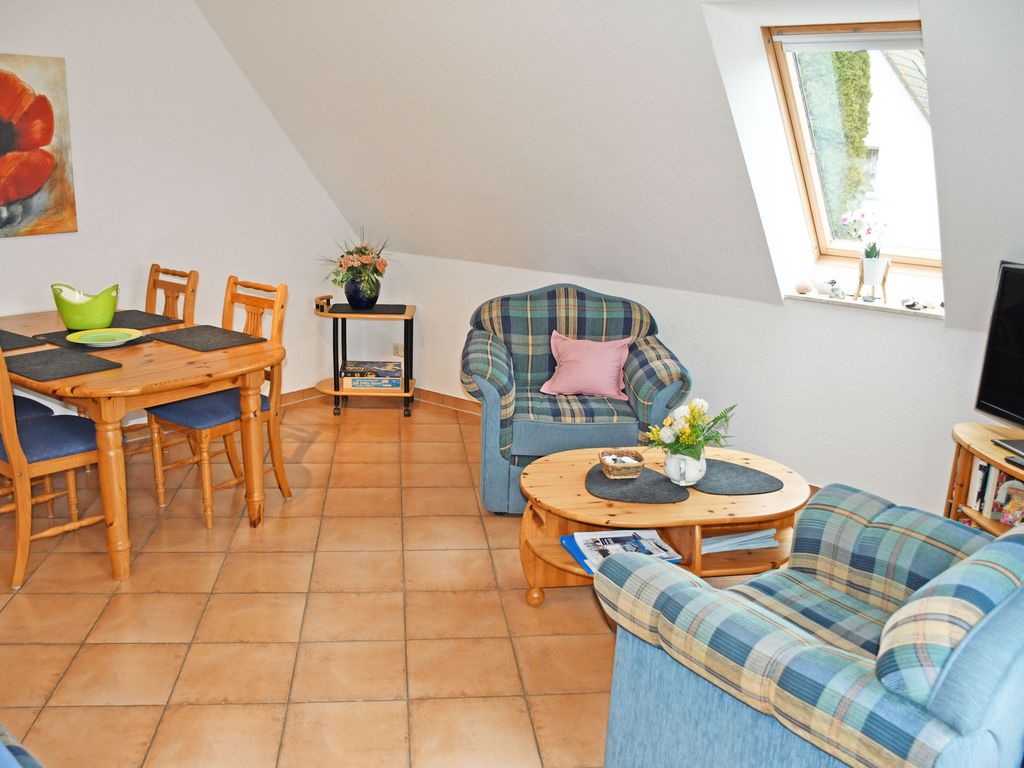 Ferienwohnung Hiddensee mit Sonnenbalkon - Ferienwohnungen an der Hagenschen Wiek auf Rügen detail 2