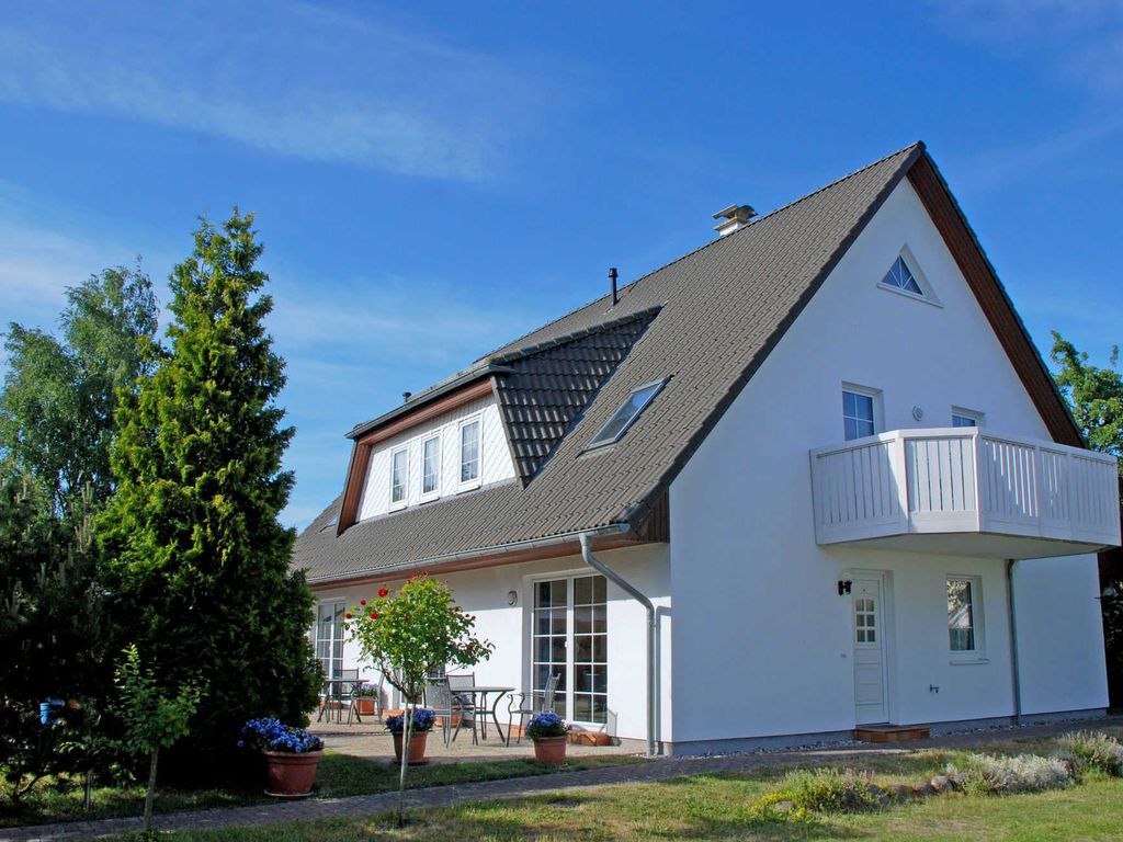 Ferienwohnungen an der Hagenschen Wiek auf Rügen detail 1