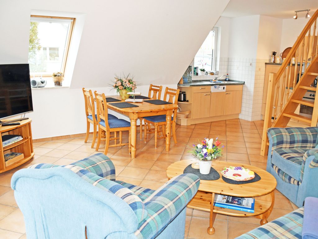 Ferienwohnung Rügen mit Seeblick und Sonnenbalkon - Ferienwohnungen an der Hagenschen Wiek auf Rügen detail 2
