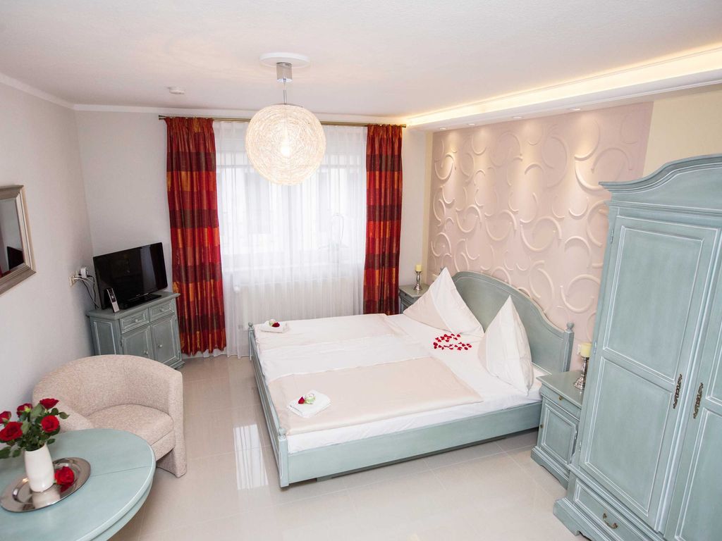 Apartment 5