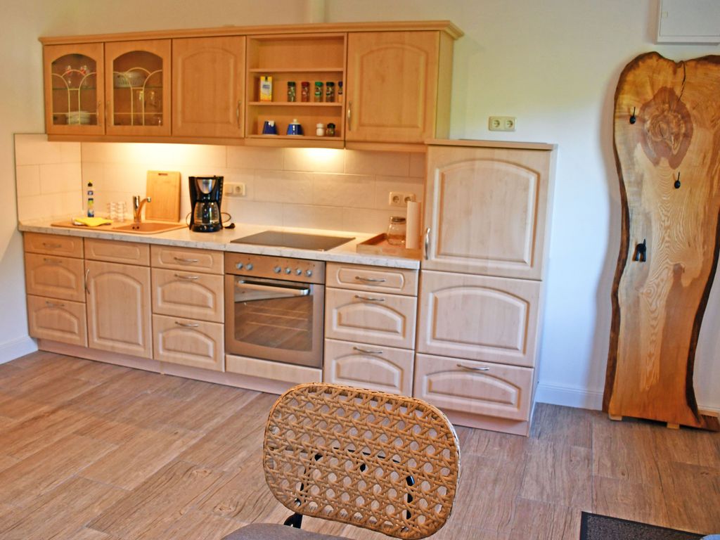 Ferienwohnung Achtern - Ferienwohnungen auf dem Pommernhof mit großem Garten! detail 2