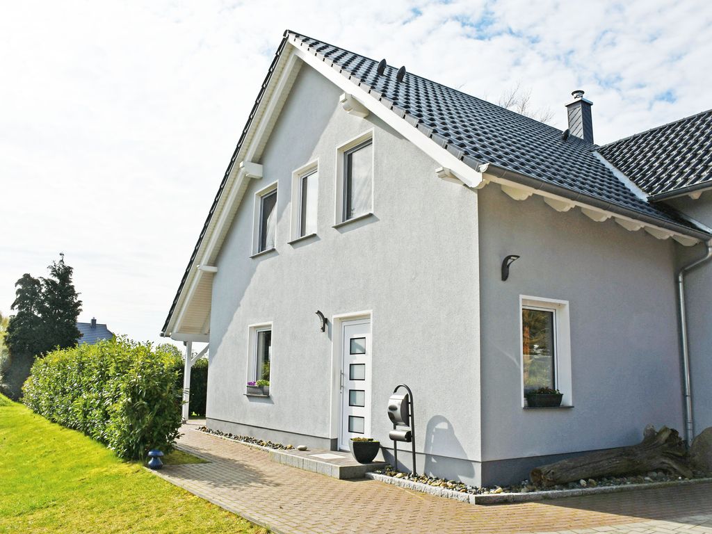 Ferienwohnung Sellin mit Terrasse am Seepark detail 4