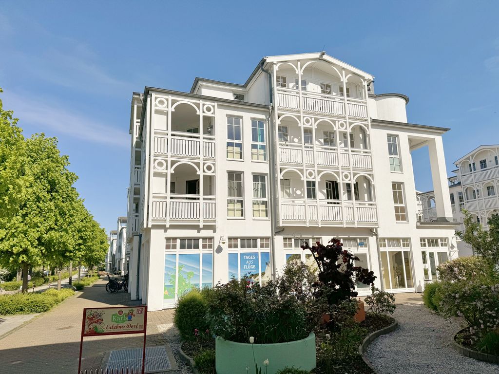 F: Seepark Sellin - Haus Moritzdorf Whg 447 mit Balkon detail 2