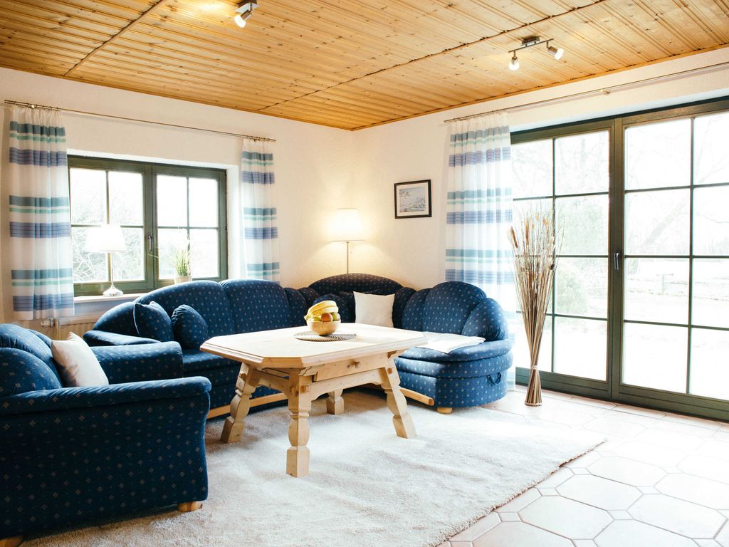 Ferienhaus unterm Reetdach in Woorke