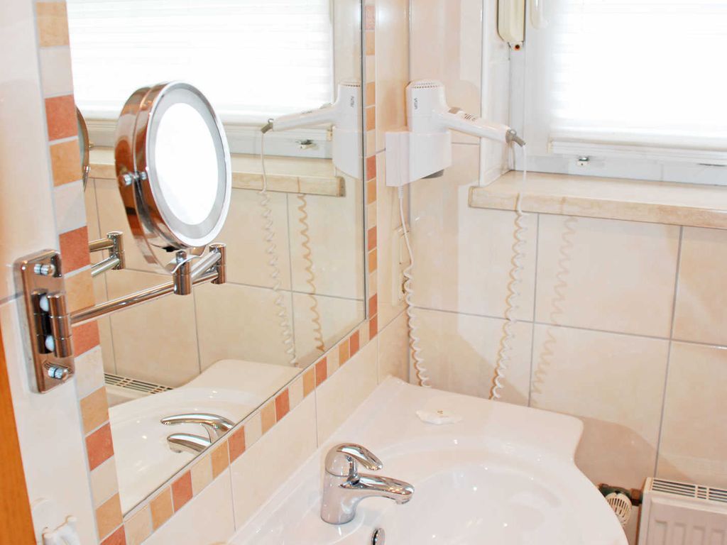 01 Doppelzimmer - Pension mit Frühstück im Ostseebad Baabe detail 4