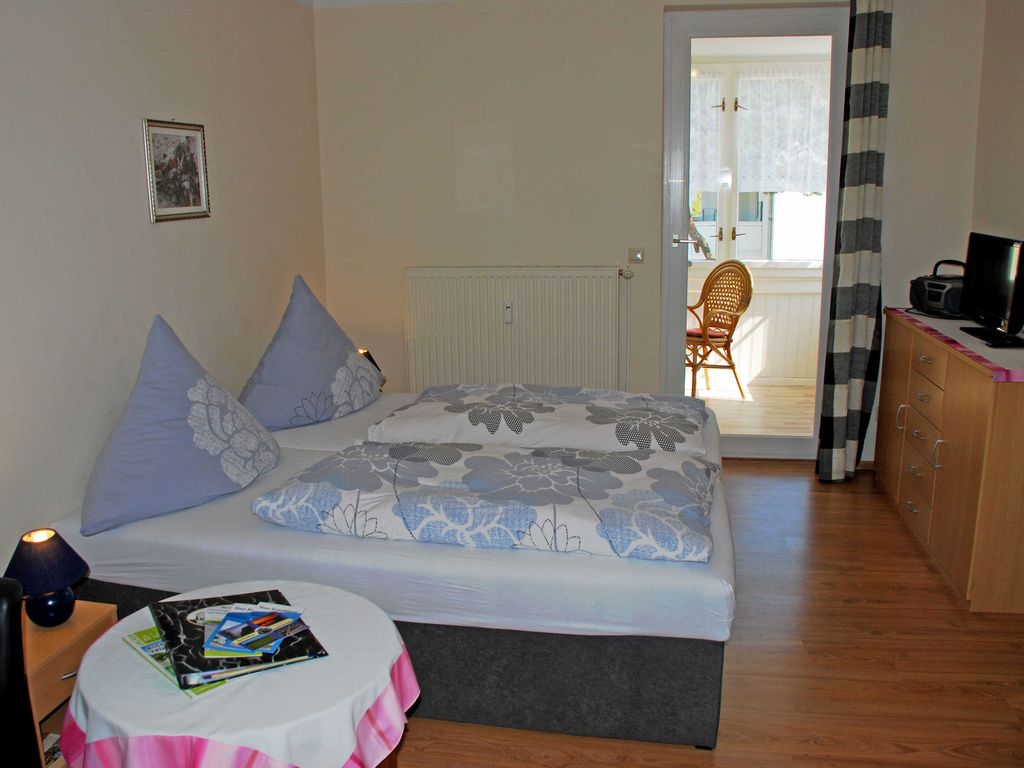 02 Ferienwohnung Ostsee - Ferienvilla im Stil der Bäderarchitektur detail 2