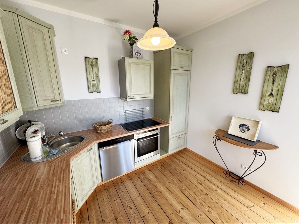 Haus Seestern Whg 2 Rosengarten mit Terrasse, Sauna - F: Haus Seestern mit 4 exklusiven Wohnungen detail 3