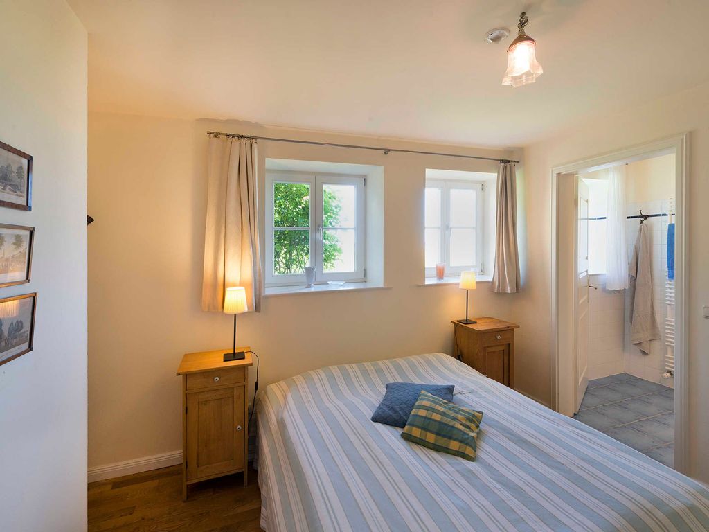Ferienwohnung 1 mit Seeblick - Gut Grubnow Rügen detail 2