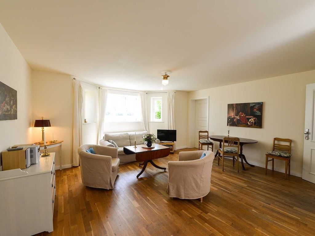 Ferienwohnung 1 mit Seeblick - Gut Grubnow Rügen detail 1