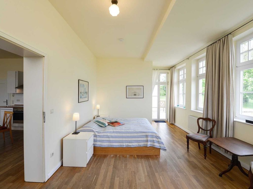 Ferienwohnung 3 mit Seeblick und Terrasse - Gut Grubnow Rügen detail 4