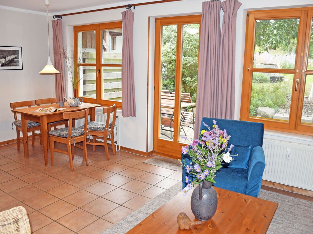 03 Ferienwohnung mit Gartenterrasse