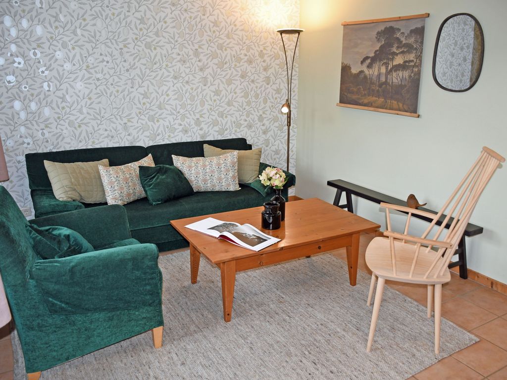 01 Ferienwohnung mit Gartenterrasse - Ferienwohnungen im Fischerdorf und unterm Reetdach detail 2