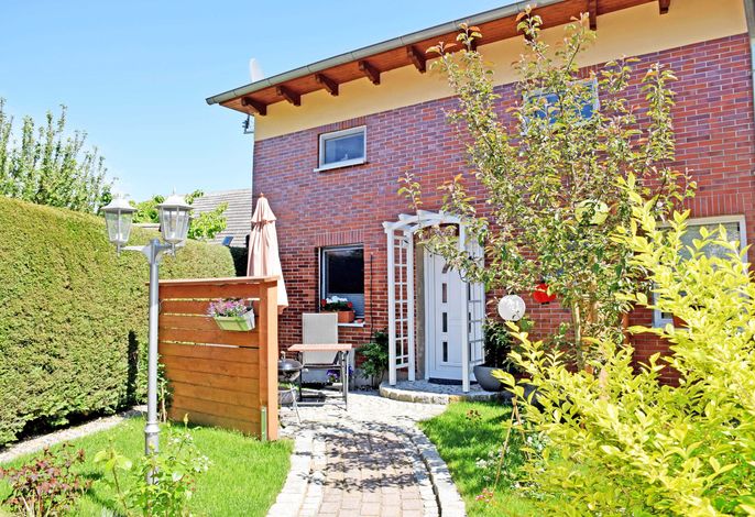 Ferienhaus zum Hafen in Altefähr