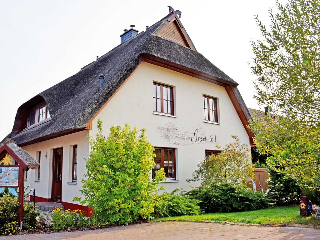 Ferienreethaus mit Kamin und Sauna detail 1