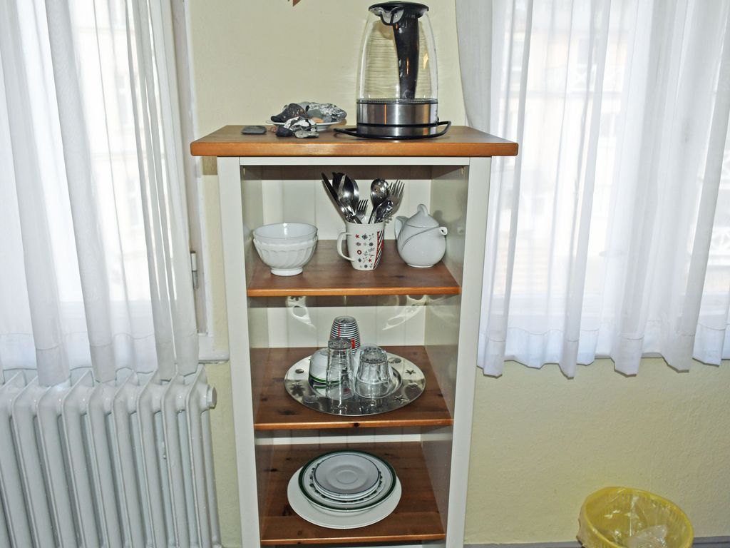 Budgetzimmer mit Dusche/WC auf dem Flur 26 - Wilhelms Hostel im Ostseebad Sellin detail 4